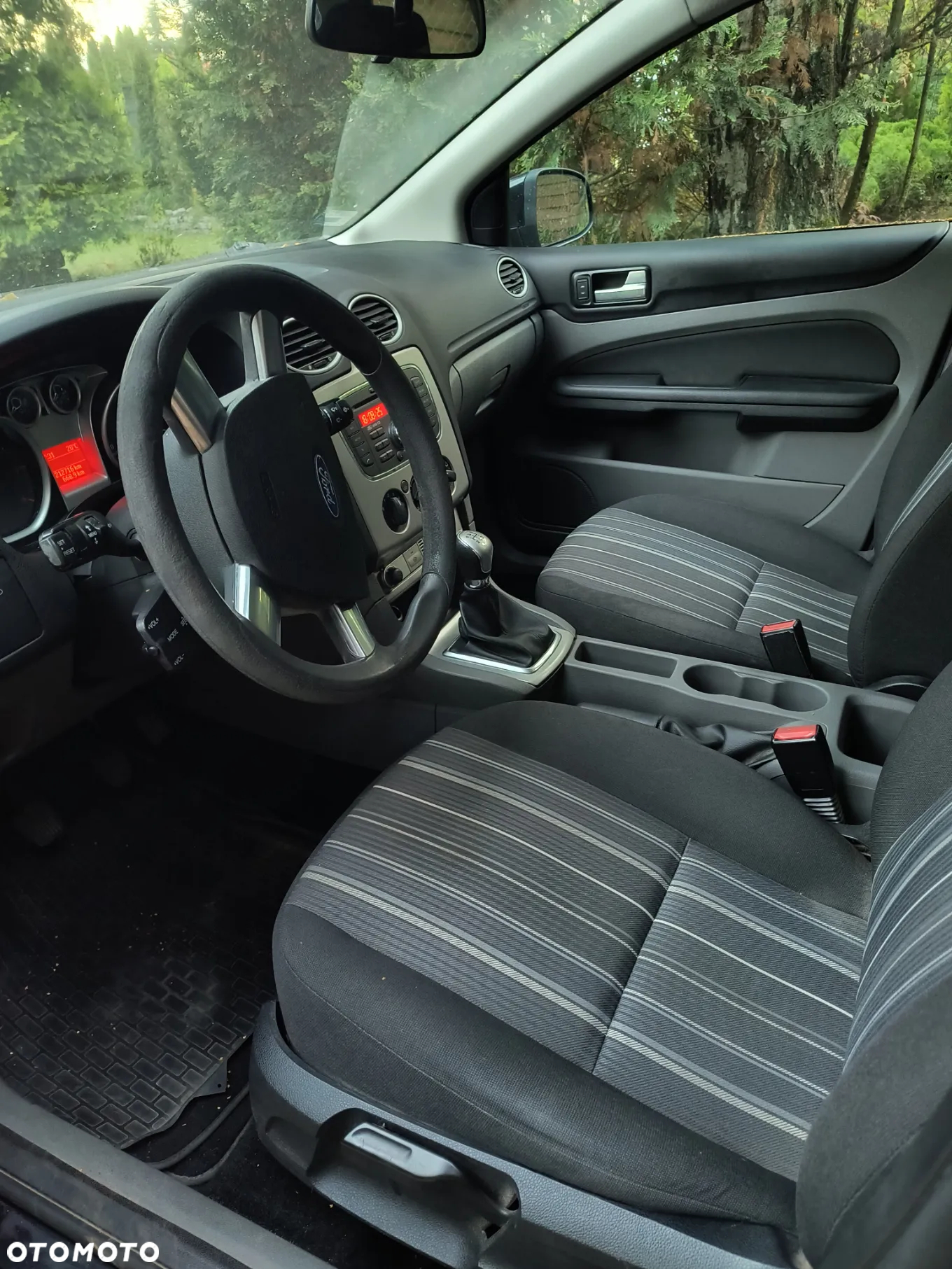 Ford Focus - 8