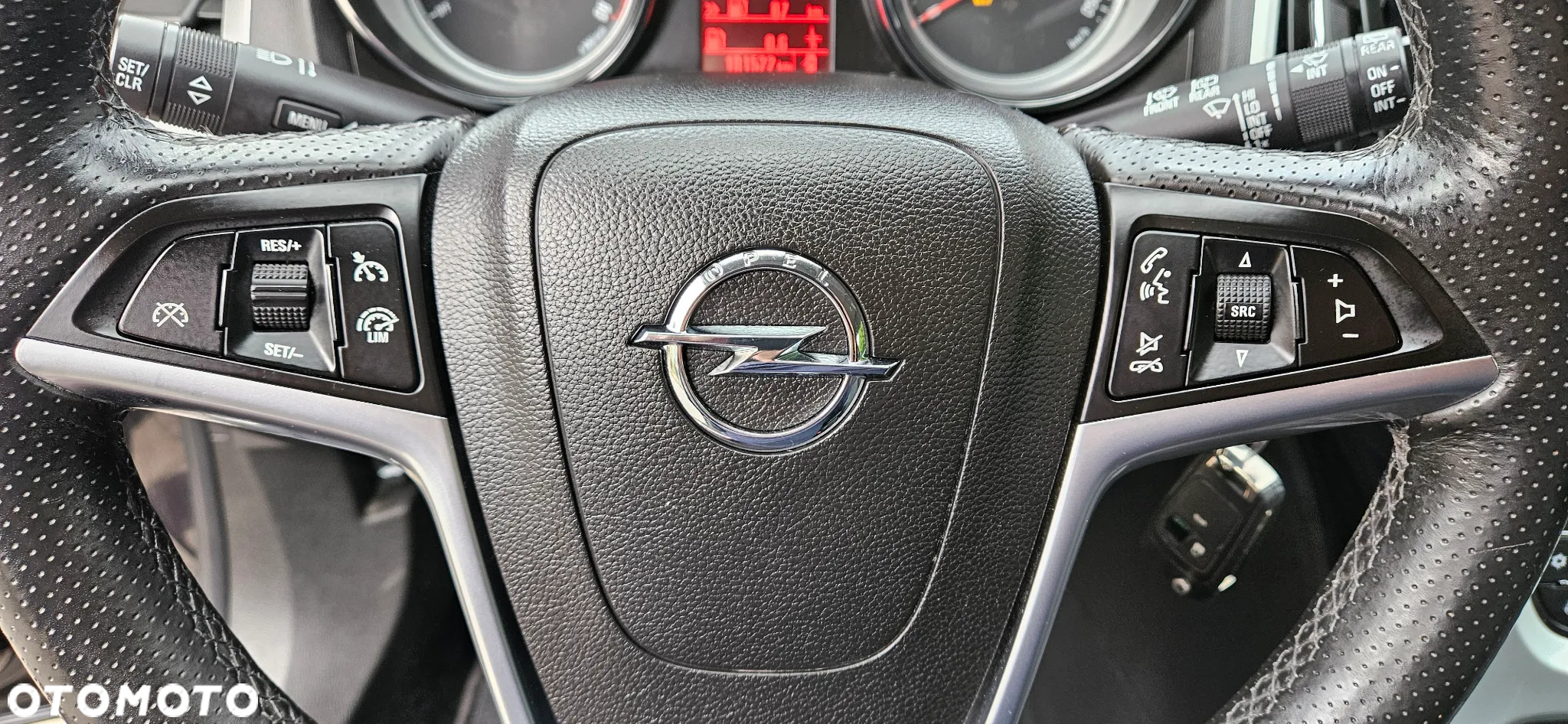 Opel Astra GTC 1.4 Turbo Edition - 21