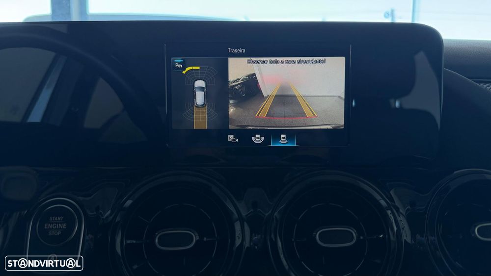 Mercedes-Benz GLA 180 d - 9