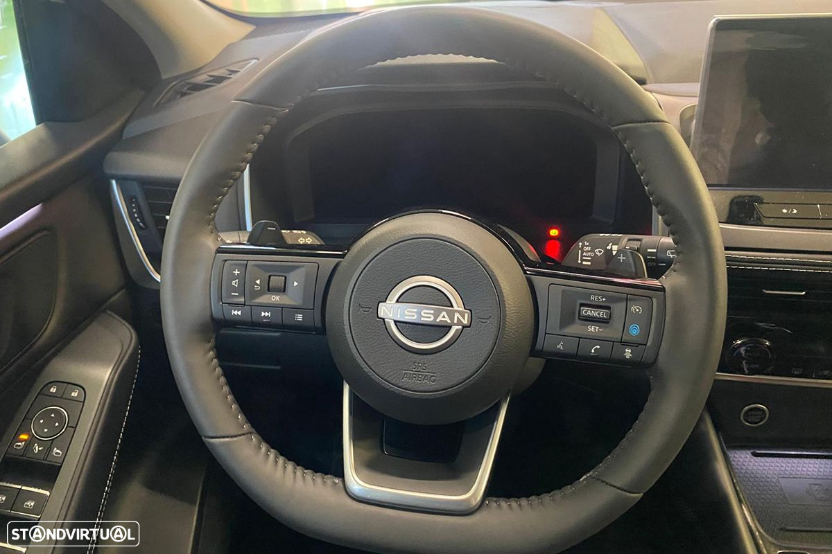 Nissan Qashqai 1.3 DIG-T N-Connecta LED Xtronic - 9