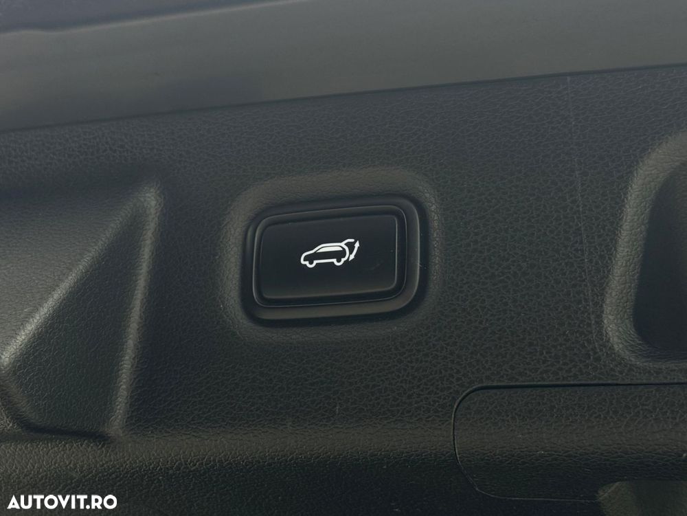 Hyundai Santa Fe - 27