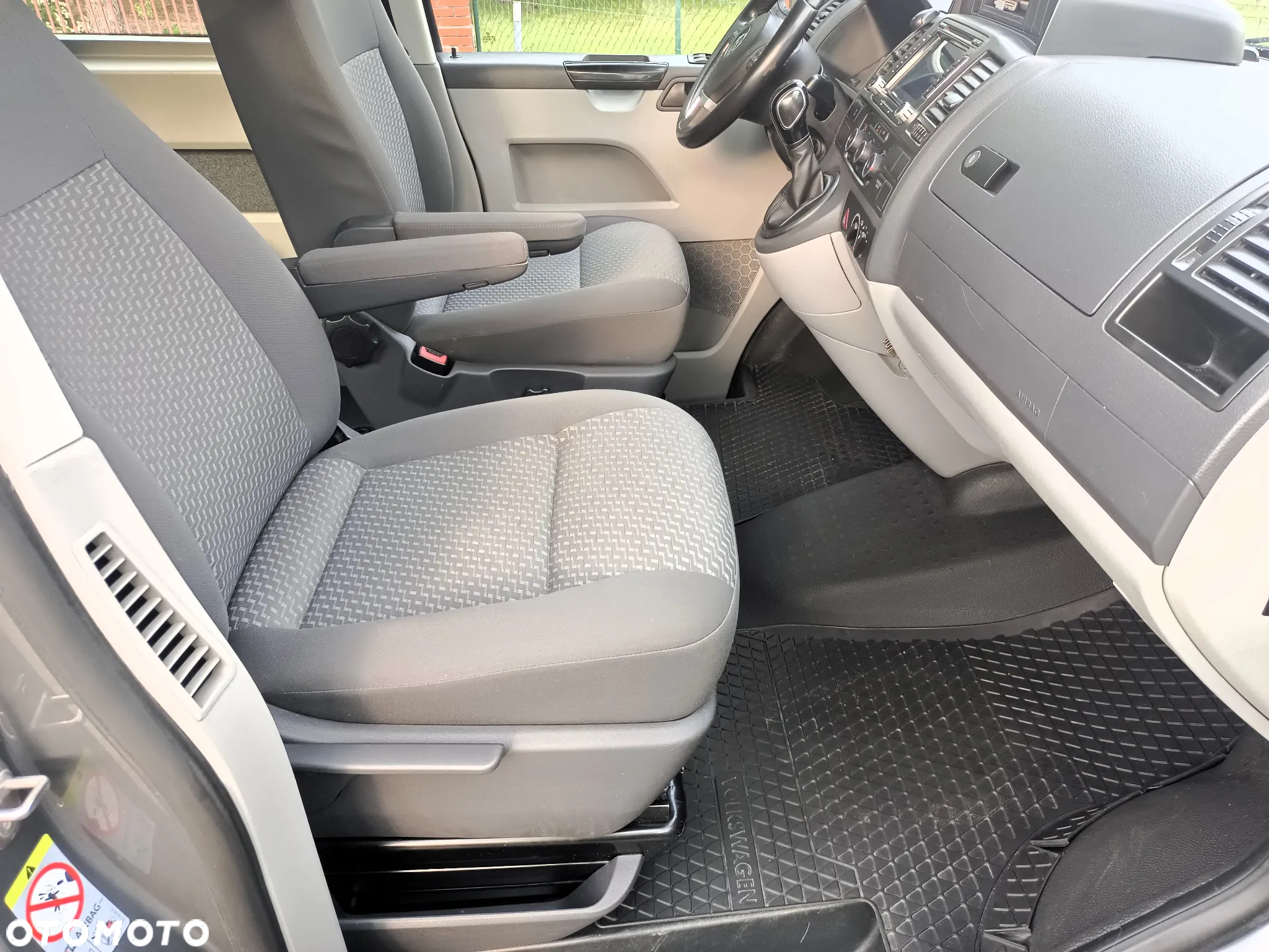 Volkswagen Transporter - 16