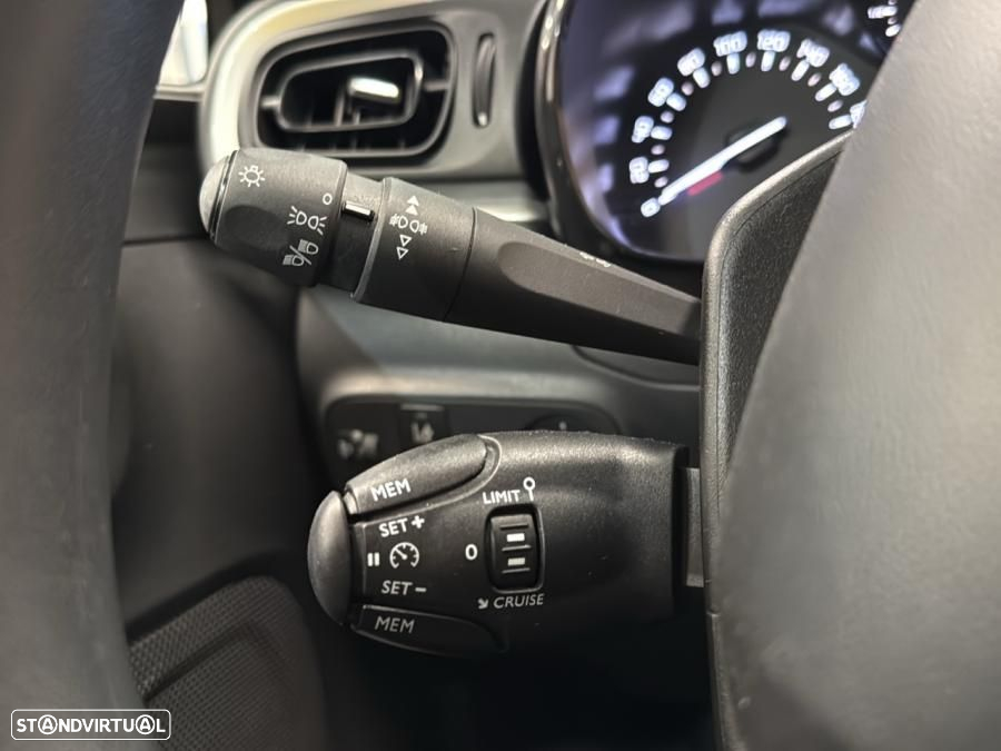 Citroën C3 1.2 PureTech Feel - 21