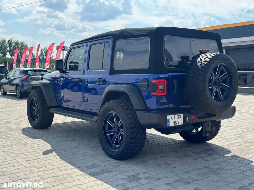 Jeep Wrangler - 5