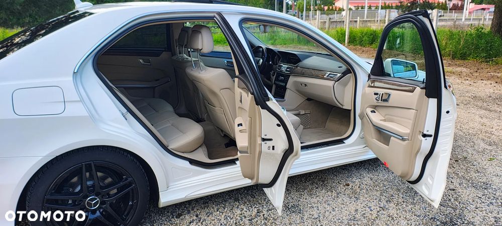 Mercedes-Benz Klasa E 350 4Matic BlueEFFICIENCY 7G-TRONIC Avantgarde - 11