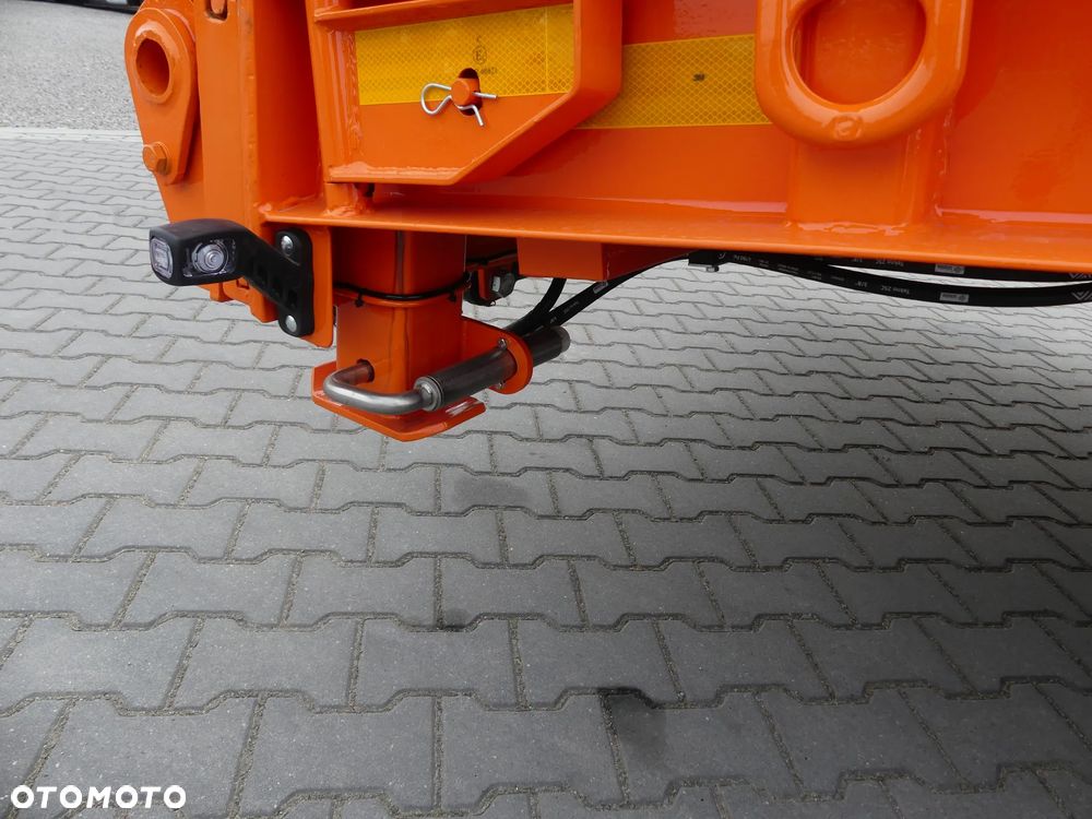 Janmil NISKOPODWOZIOWA / FABRYCZNIE NOWA / OŚ SKRĘTNA / - 22