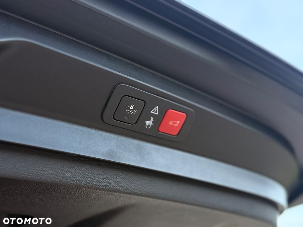 Peugeot 5008 BlueHDi 180 EAT8 GT - 31