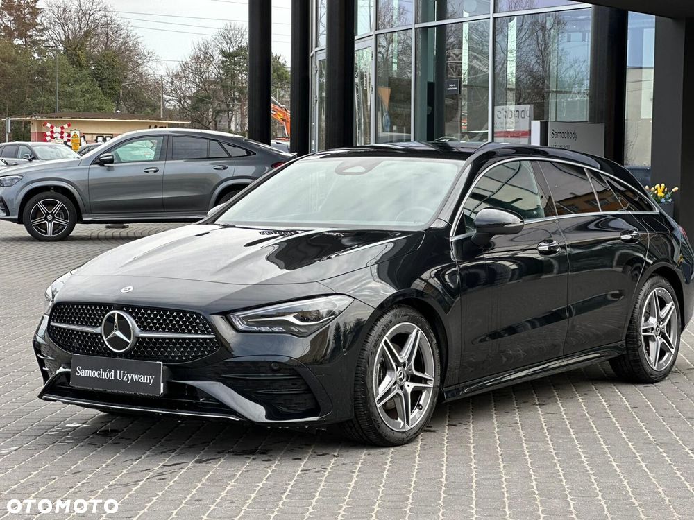 Mercedes-Benz CLA - 4