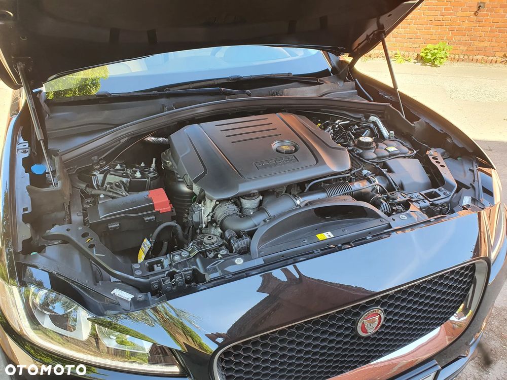 Jaguar F-Pace 20d AWD Prestige - 24