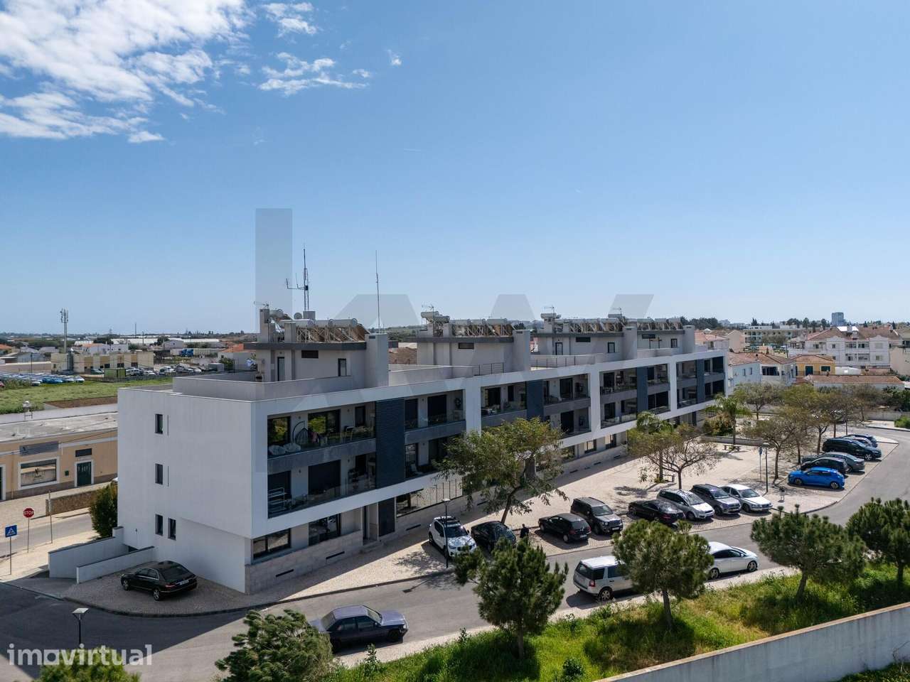 T2 com 111 m2, garagem e arrecadação a 5 min de Faro - Grande imagem: 2/37