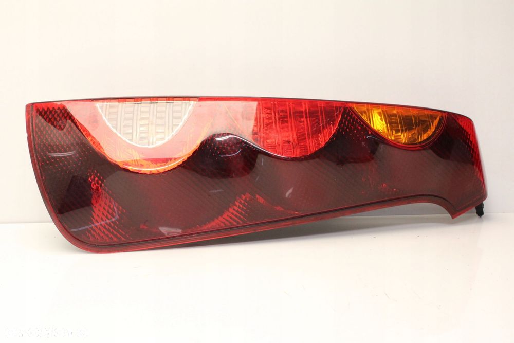 NISSAN NOTE I E11 LIFT 08R- LAMPA PRAWA TYLNA PRAWY TYŁ - 1
