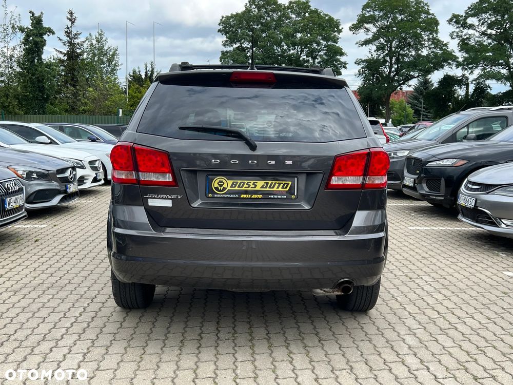 Dodge Journey - 8