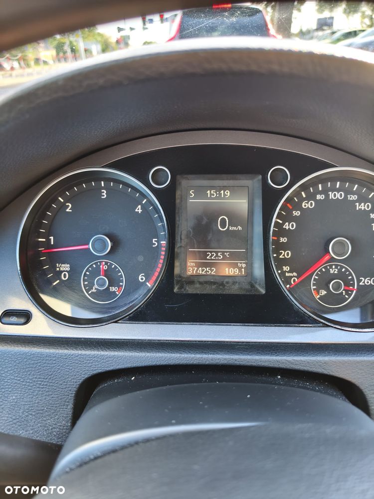 Volkswagen Passat 2.0 TDI DPF Comfortline - 17