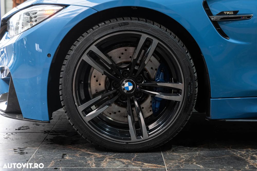 BMW M4 Coupe DKG - 9