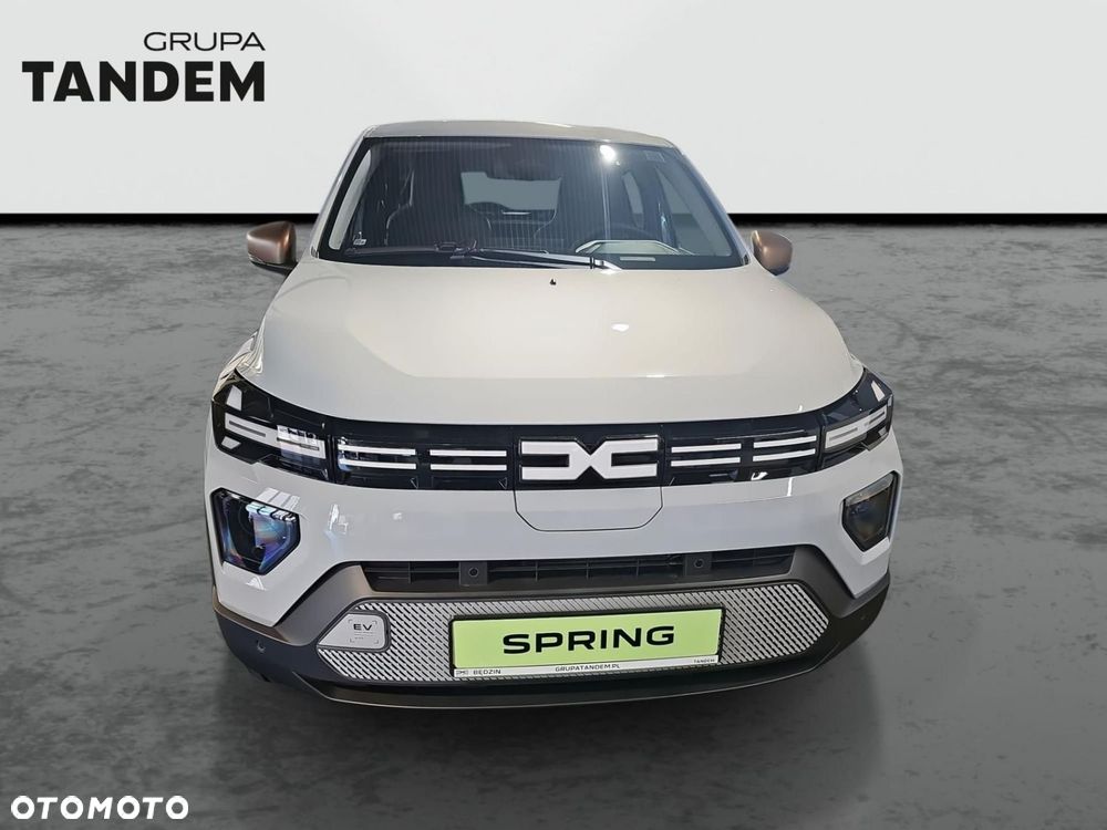 Dacia Spring - 5