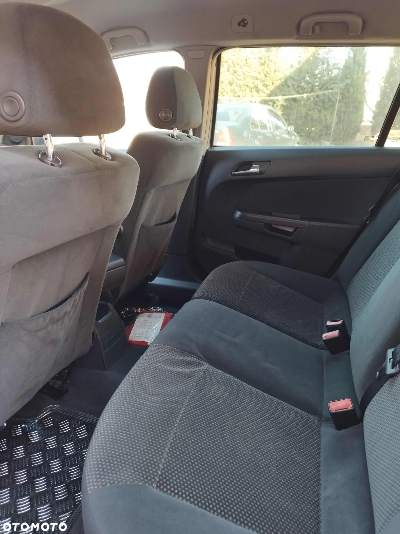 Opel Astra 1.6 - 9