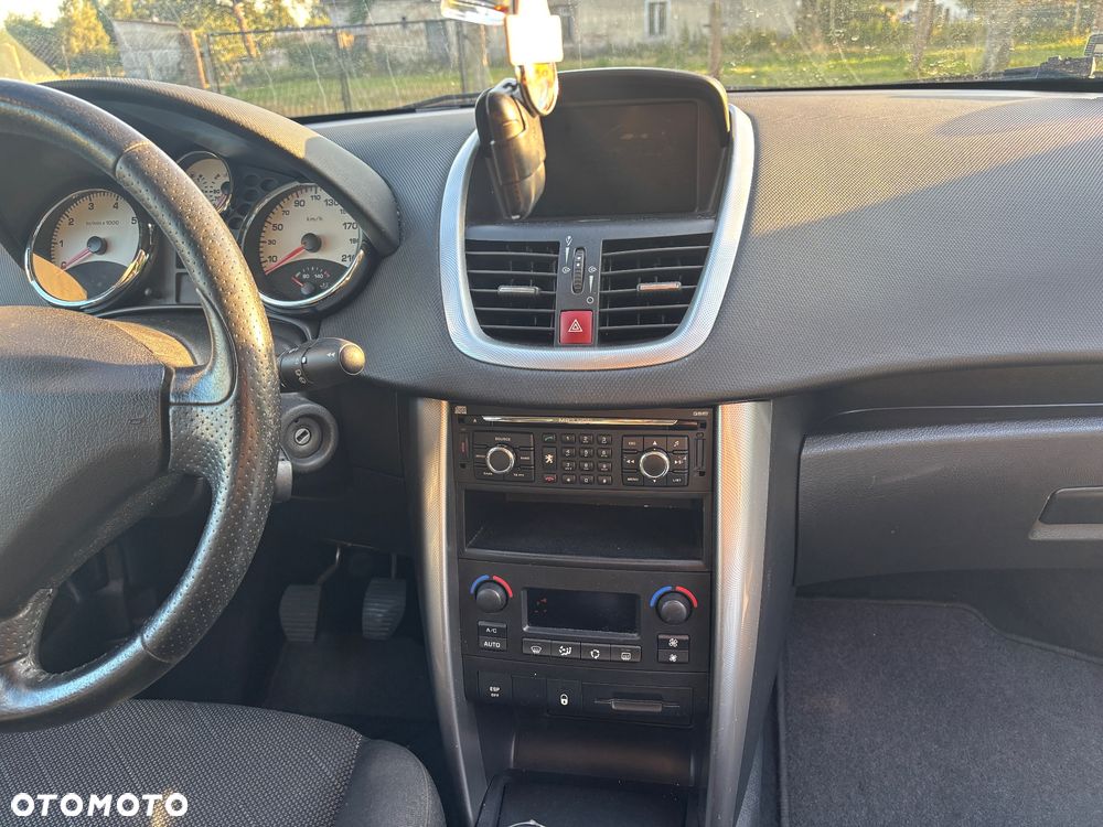 Peugeot 207 1.6 - 3