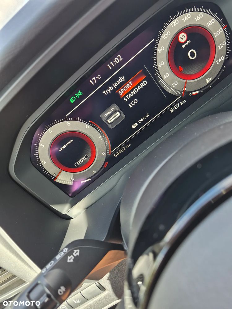 Nissan Qashqai 1.3 DIG-T MHEV Premiere Edition - 31