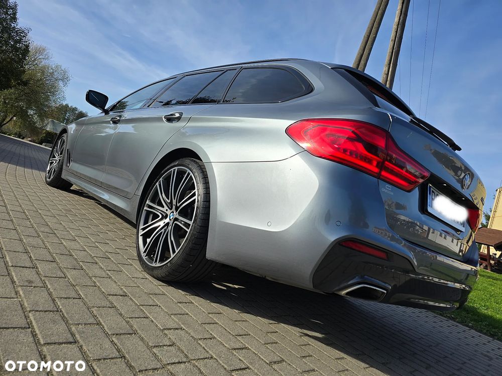 BMW Seria 5 530d M Sport sport - 24