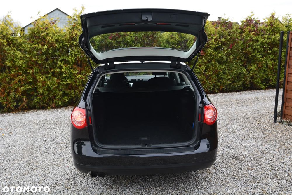 Volkswagen Passat 1.8 TSI Exclusive - 18