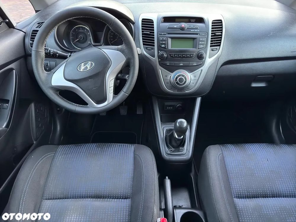Hyundai ix20 - 10
