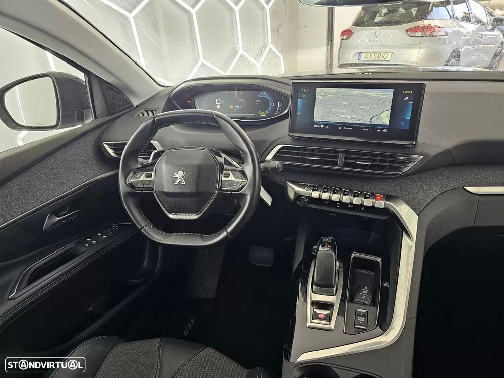 Peugeot 3008 1.6 Hybrid Allure e-EAT8 - 26