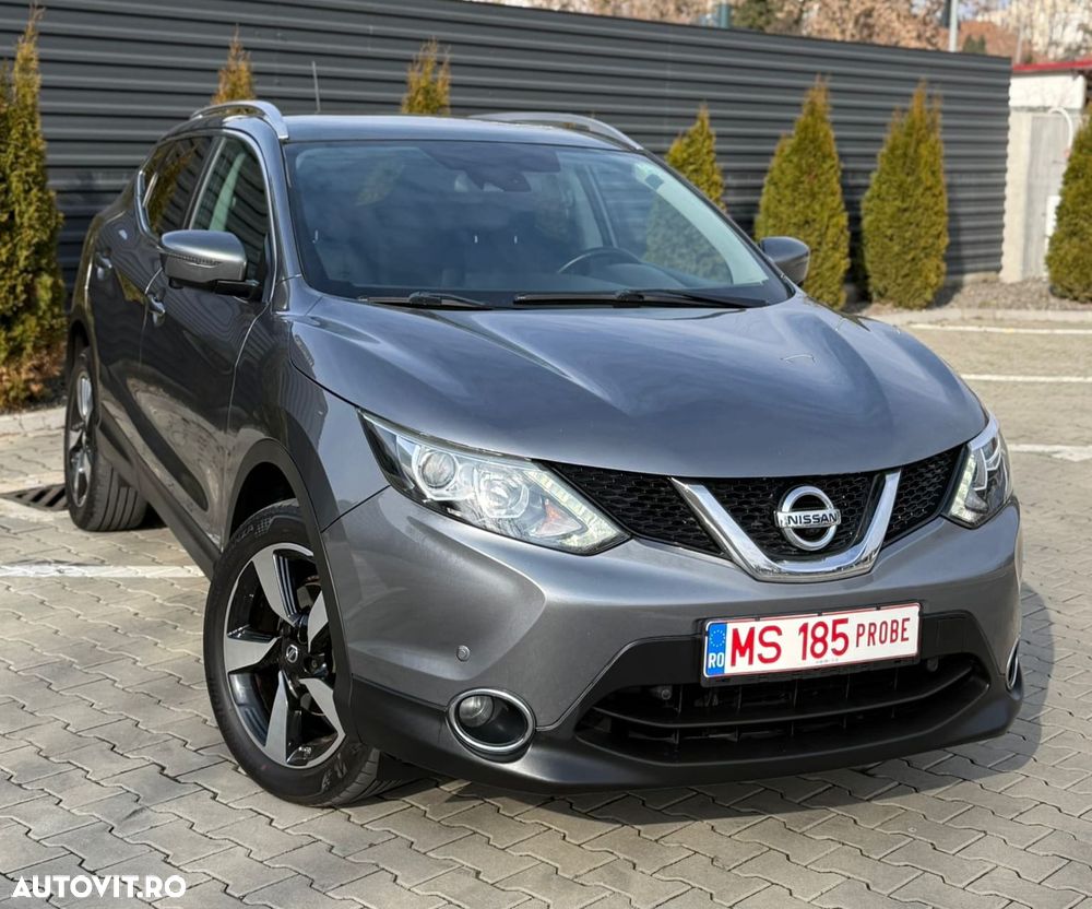 Nissan Qashqai - 1