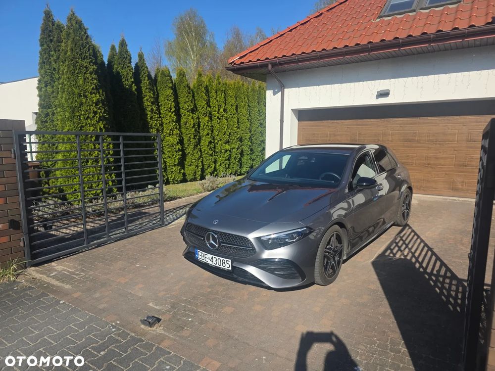 Mercedes-Benz Klasa A 220 4-Matic AMG Line 8G-DCT - 1