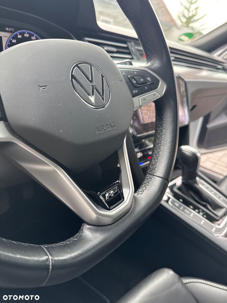 Volkswagen Passat - 23