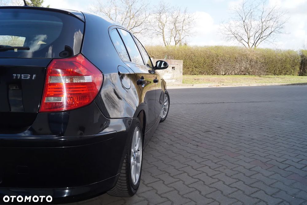 BMW Seria 1 116i - 16