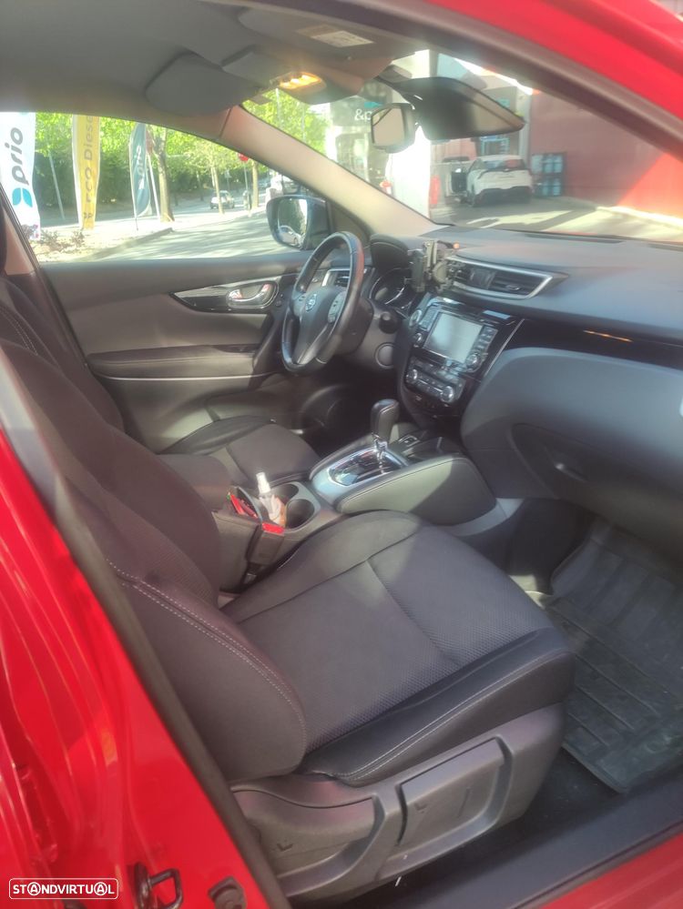 Nissan Qashqai 1.6 dCi N-Connecta Xtronic - 5