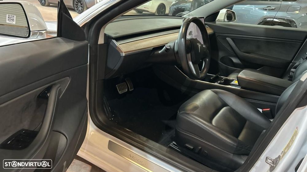 Tesla Model 3 AWD Dual Motor Performance - 5