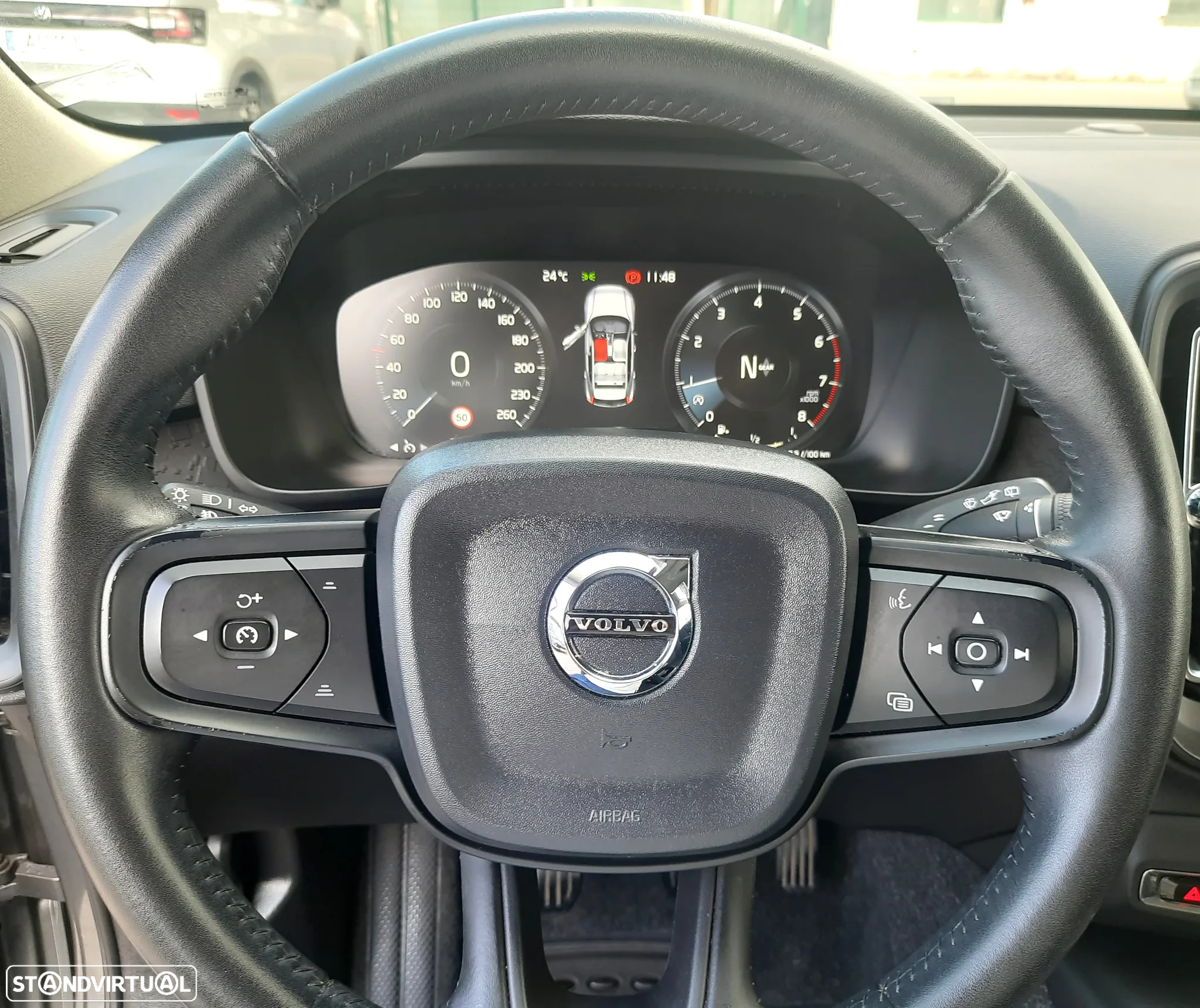 Volvo XC 40 1.5 T3 Tech Edition - 10