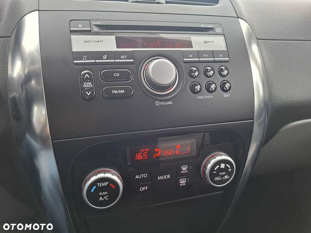 Suzuki SX4 - 18