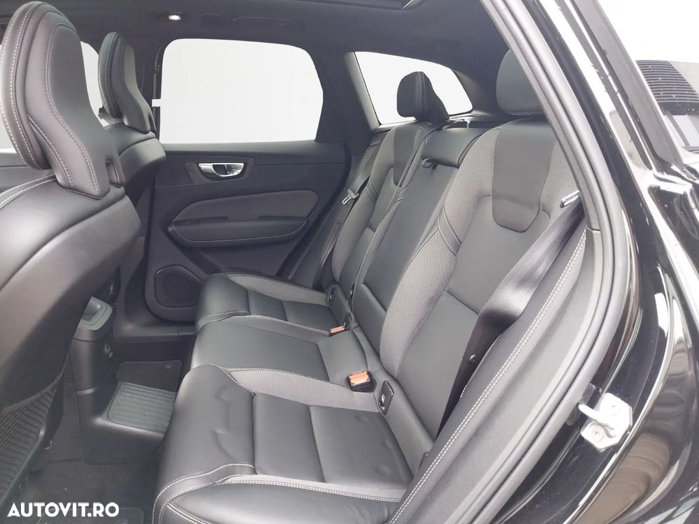 Volvo XC 60 T8 Twin Engine AWD R-Design - 21