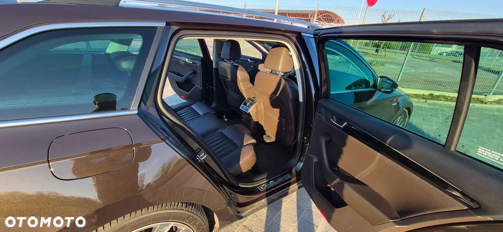 Skoda Superb 2.0 TDI L&K - 7