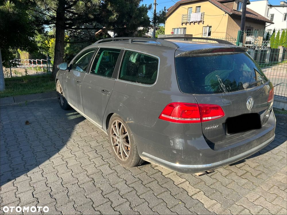 Volkswagen Passat 2.0 TDI DSG BlueMotion Technology Highline - 2
