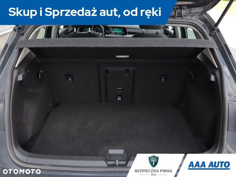 Volkswagen Golf - 14