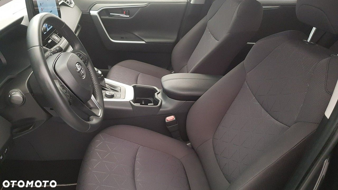 Toyota RAV4 - 17