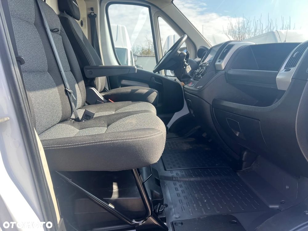 Fiat Ducato L4H3 2,3 160 KM z windą klima tempomat - 16