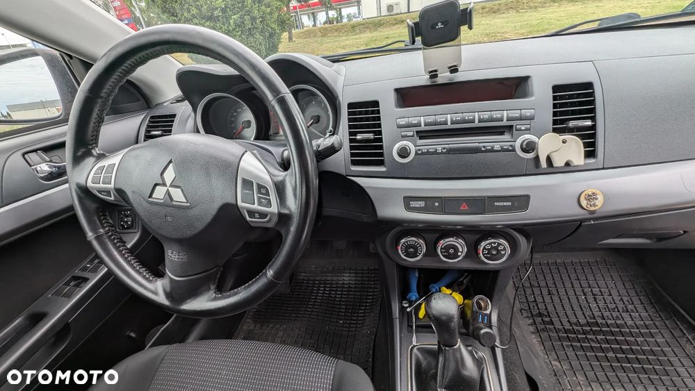 Mitsubishi Lancer 1.8 Inform - 6