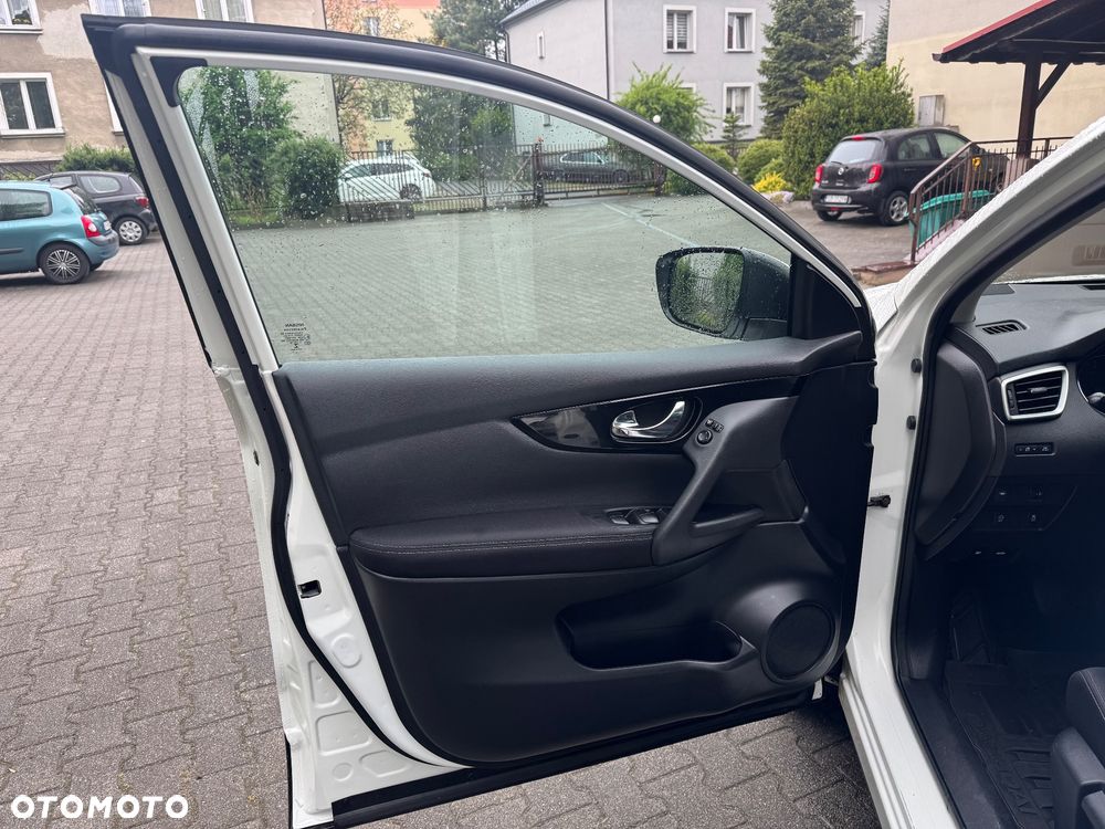Nissan Qashqai 1.2 DIG-T Visia - 19