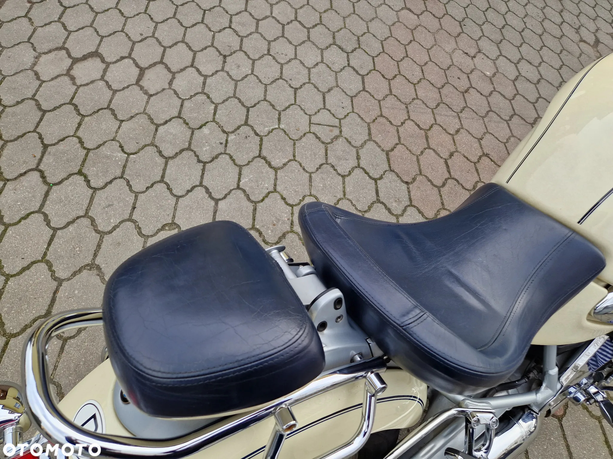 BMW R - 19