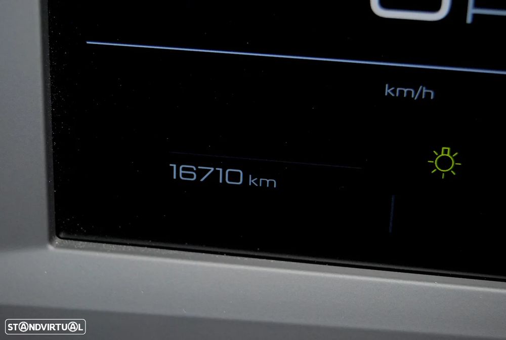 Peugeot 5008 1.2 Hybrid Allure e-DCS6 - 35