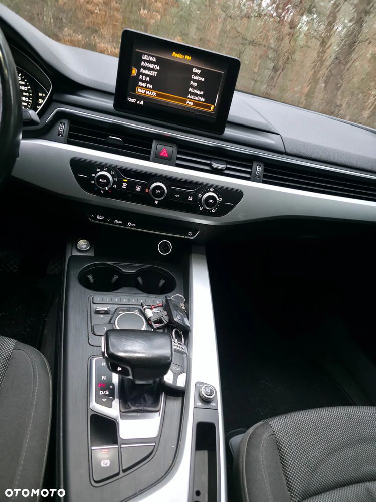 Audi A4 Limousine 2.0 TDI Sport S tronic - 18