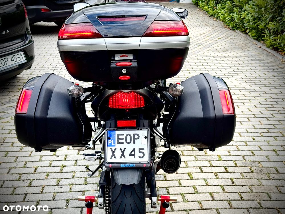 Suzuki GSX - 14