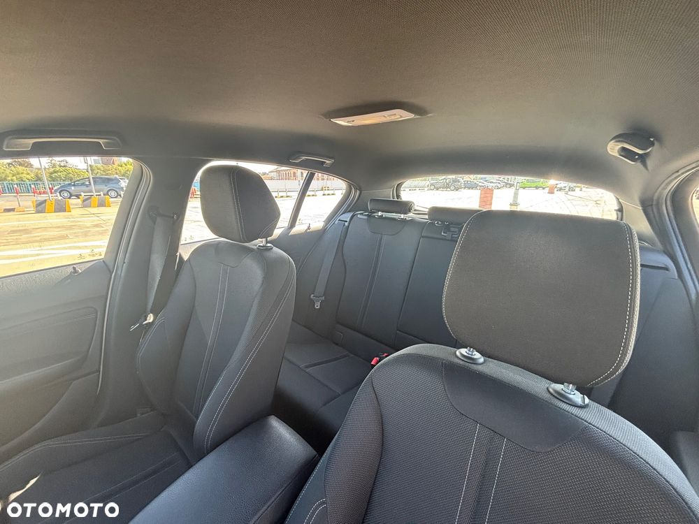 BMW Seria 1 118i M Sport - 22