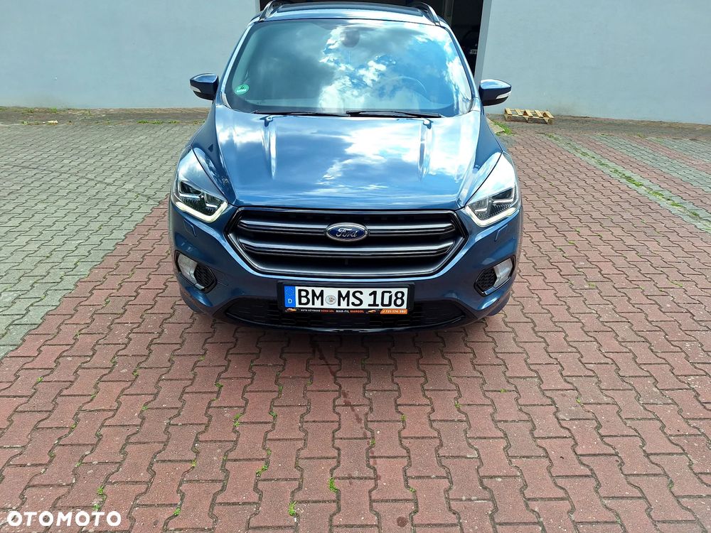 Ford Kuga 1.5 EcoBoost 2x4 ST-Line - 35
