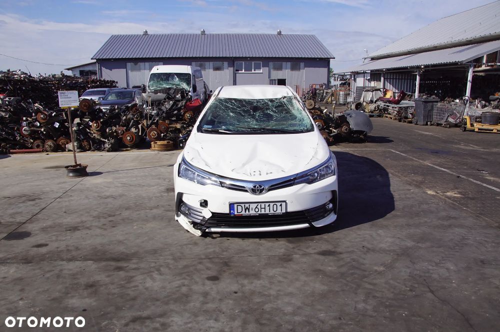 Auto na części - Toyota Corolla E16 XI Lift 1.6 Valvematic 132 KM 1ZR-FAE 3040020110 040 2016R Drzwi Szyby Klapa Zderzak Silnik Skrzynia Komputer Licznik Radio Konsola Moduł - 12