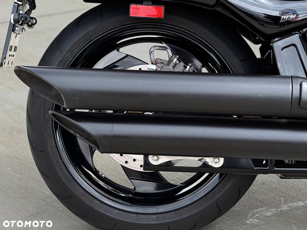 Suzuki Boulevard - 17